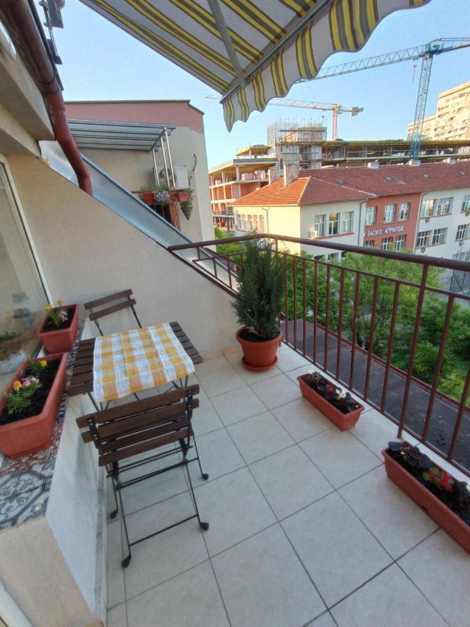 Studio San Stefano Burgas Luaran gambar