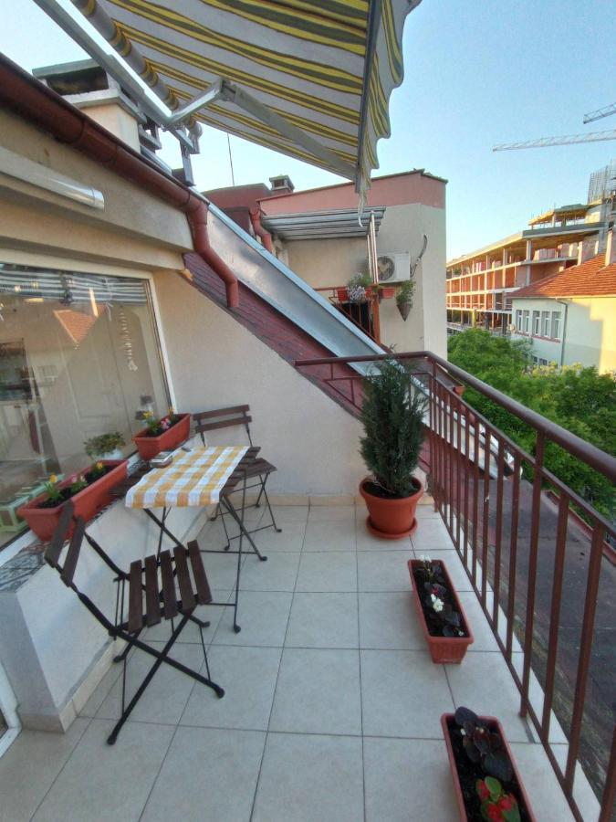 Studio San Stefano Burgas Luaran gambar